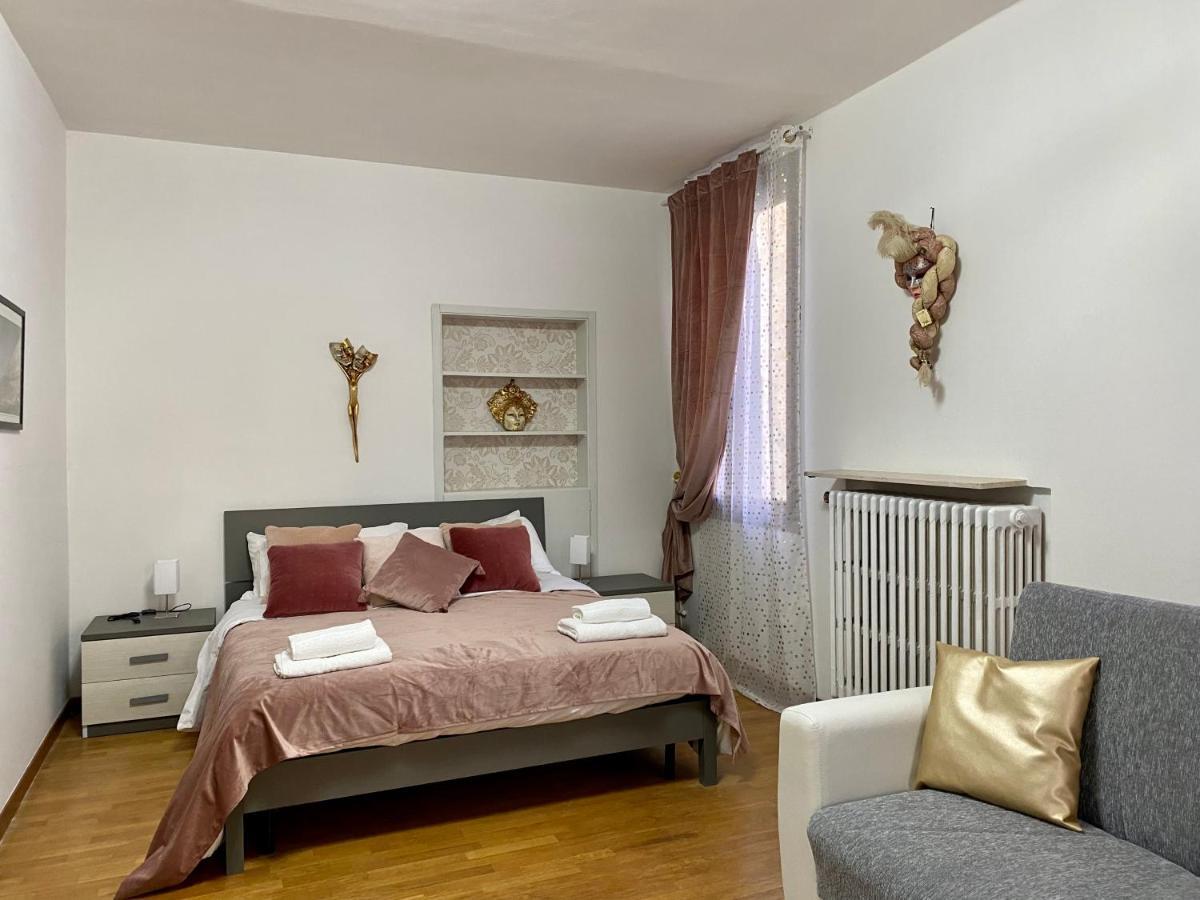 La Dogaressa Guest House เวนิส ภายนอก รูปภาพ